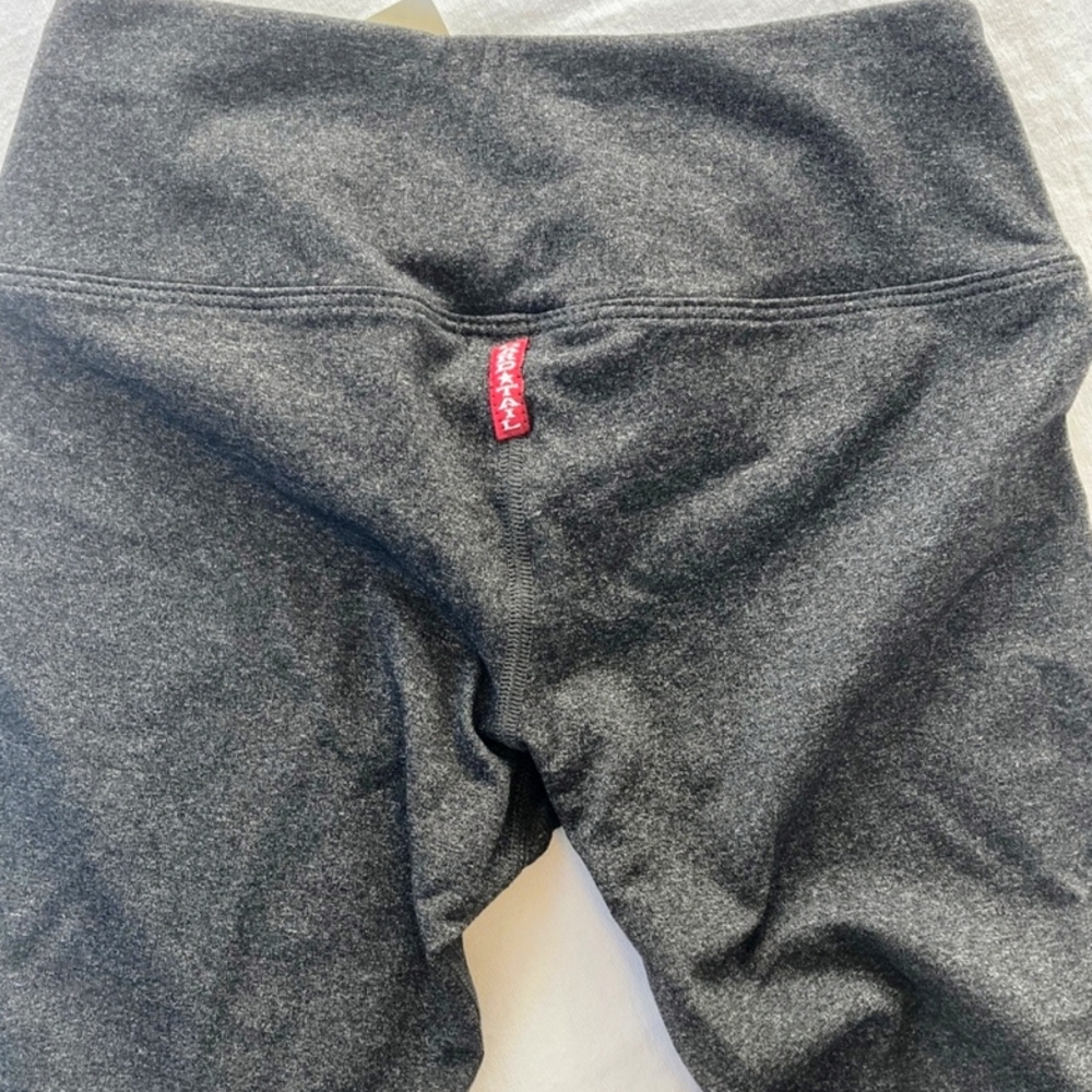 Hard Tail Gray Capri Leggings Xs Brandnew Perfect - Picture 4 of 4